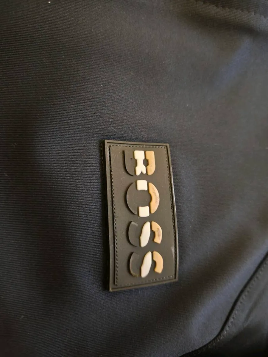 a tracksuit set - Image 3