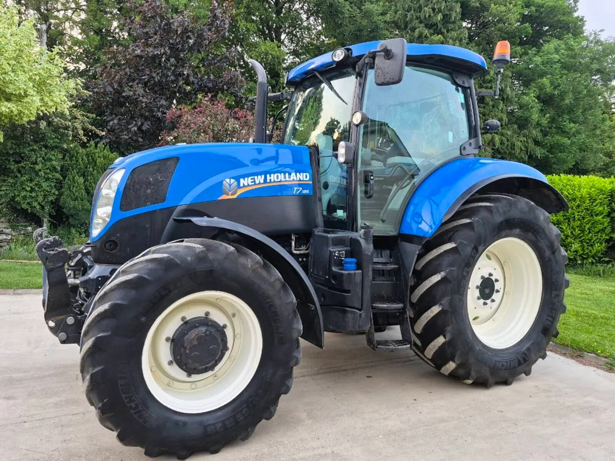 New Holland T7.185 R/C 2012 - Image 4