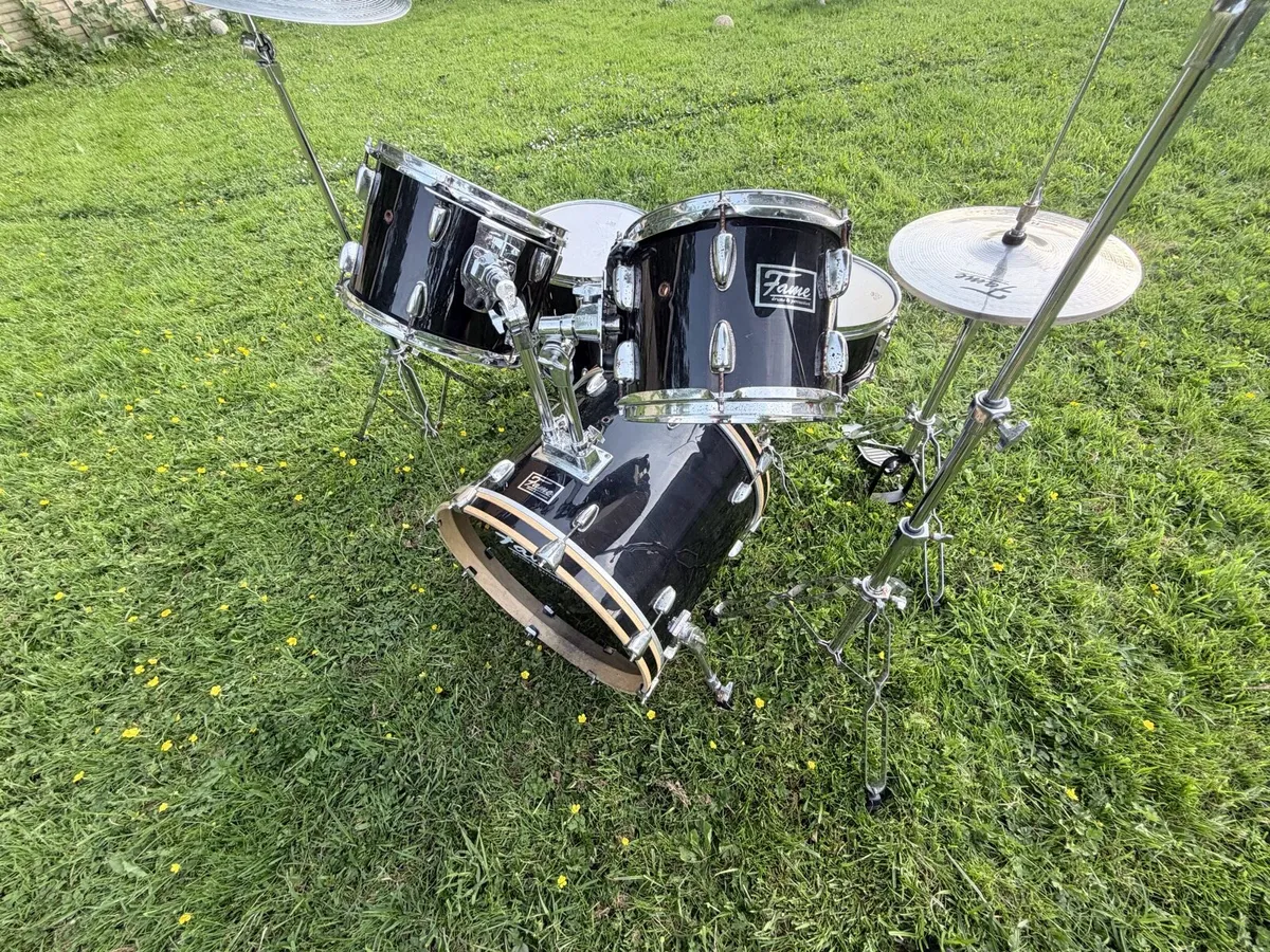 Fame complete drum set - Image 3