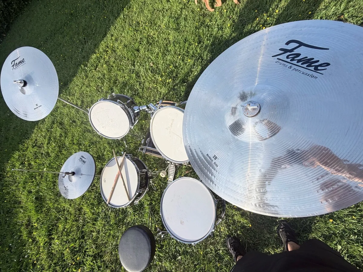 Fame complete drum set - Image 4