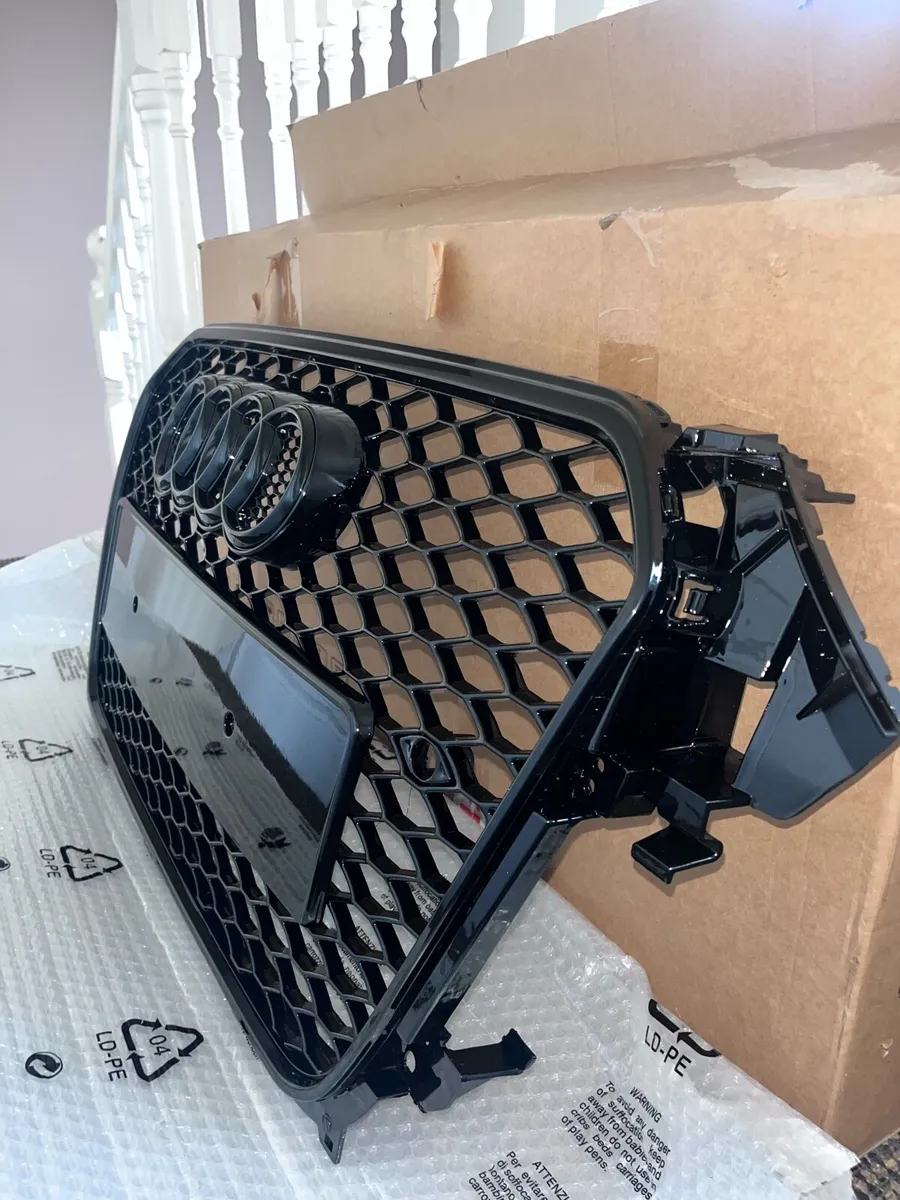 Audi B8.5 2013-16 honeycomb grill - Image 1