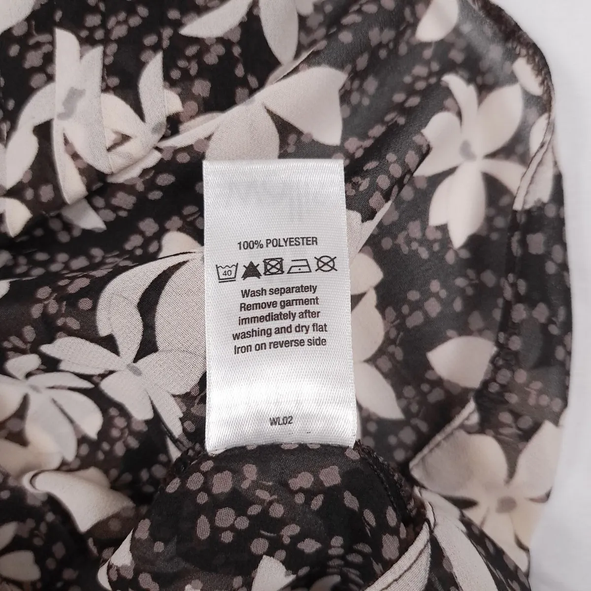 Wallis Black Cream Sheer Floral Blouse 12UK/40EU - Image 3