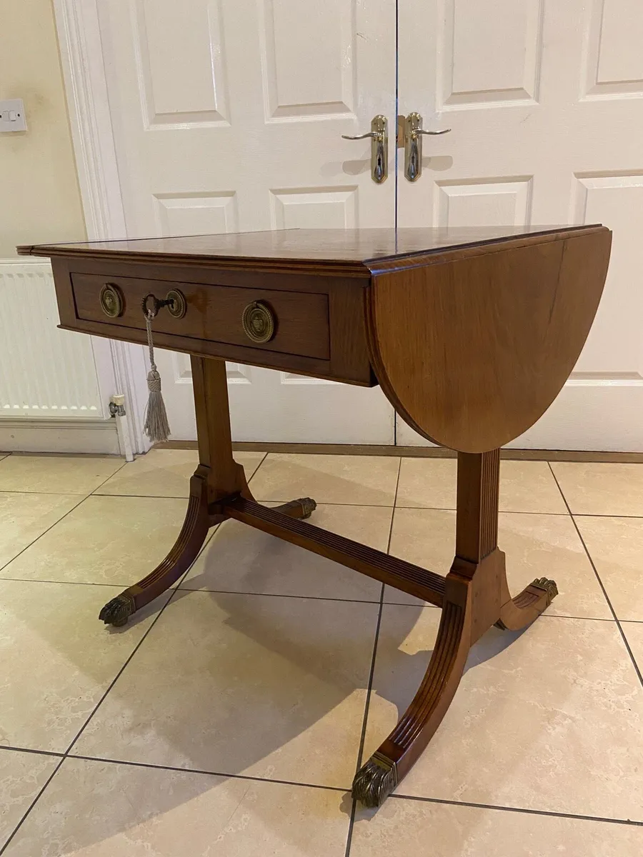 Regency flamed mahogany Sofa table - Image 3
