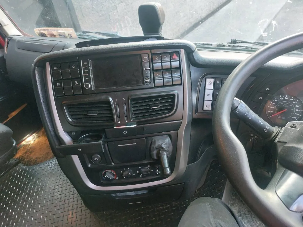 Truck - Image 3