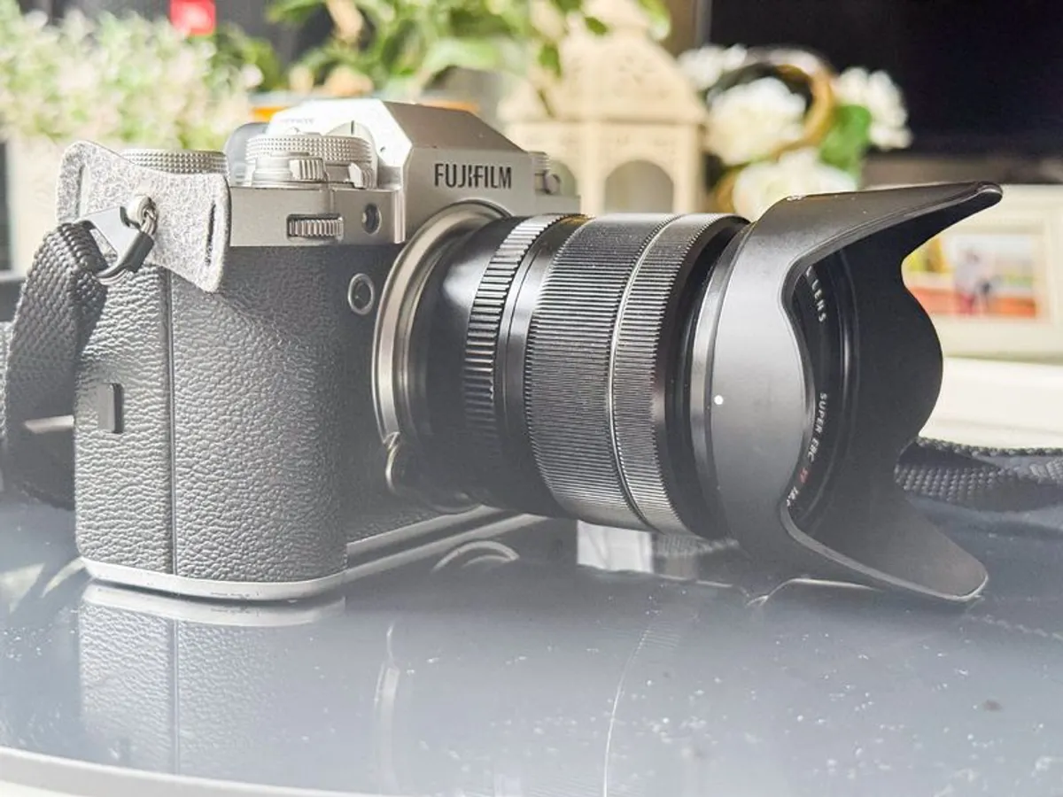 Fujifilm X-T4 / XT4 Mirrorless Camera Body | Second Hand | Excellent Hybrid Photo & Video Camera - Image 2