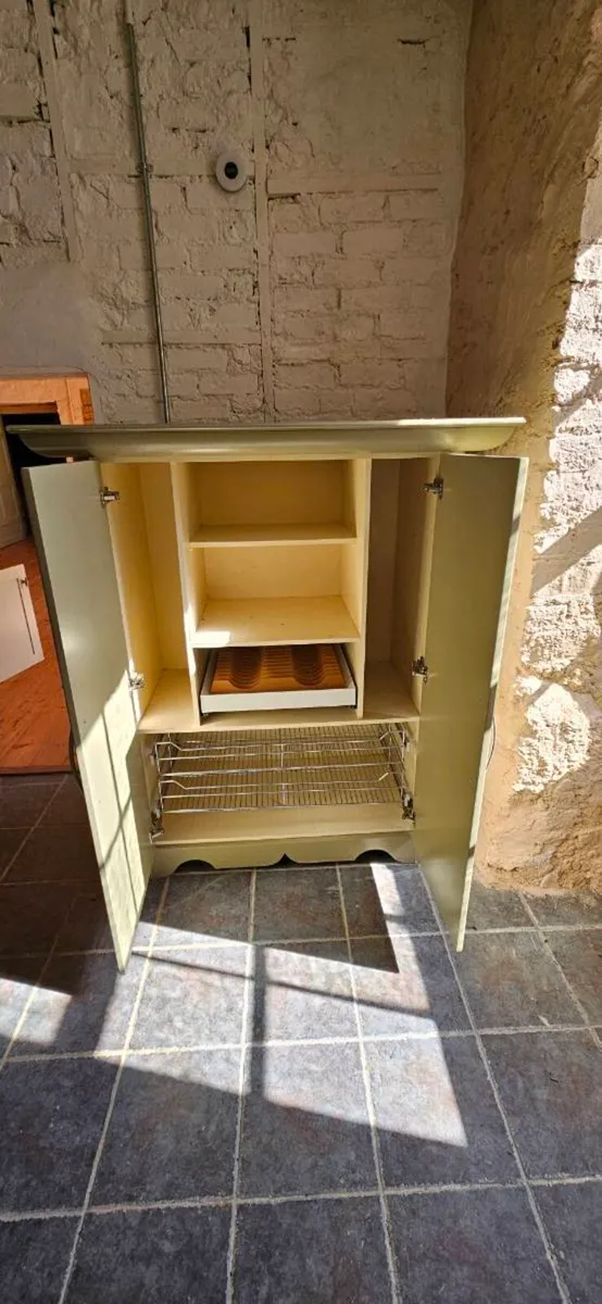 Kitchen and full height Units - Image 4