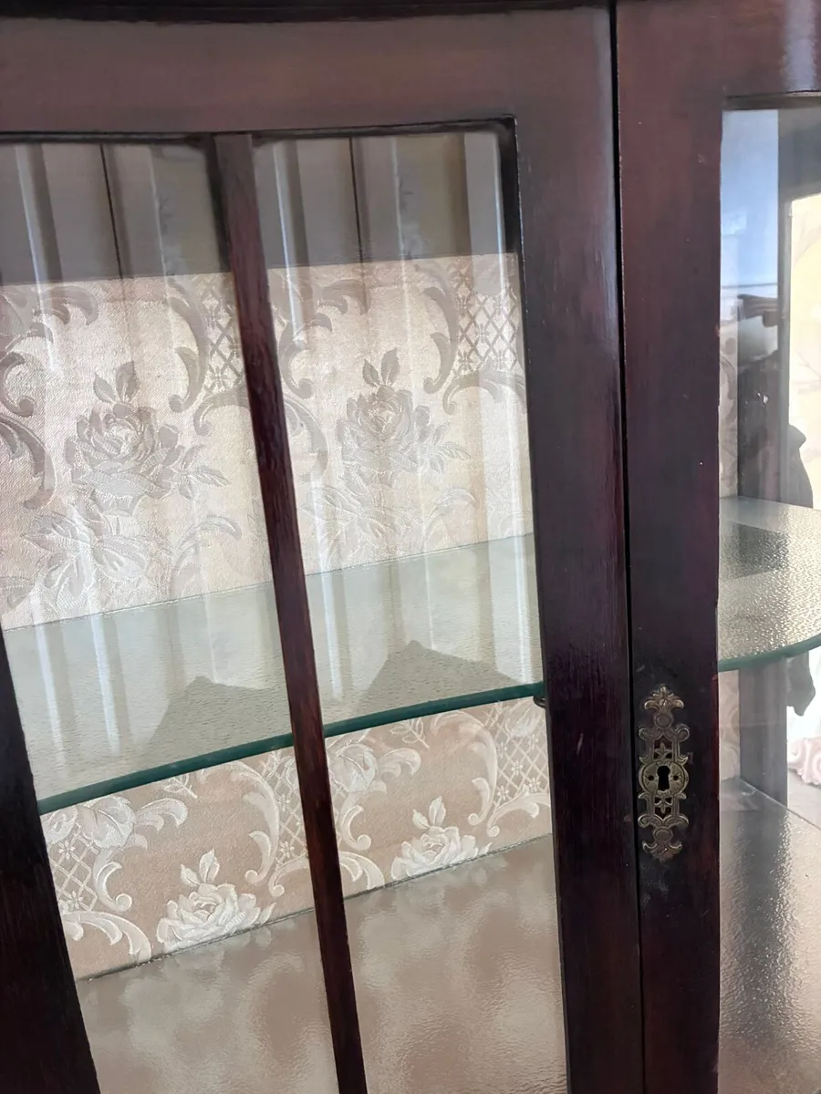 Display Cabinet - Image 2
