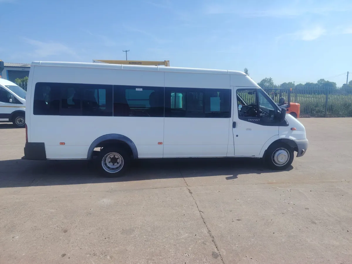 17 seat bus Ford transit Ex council Low mileage - Image 4