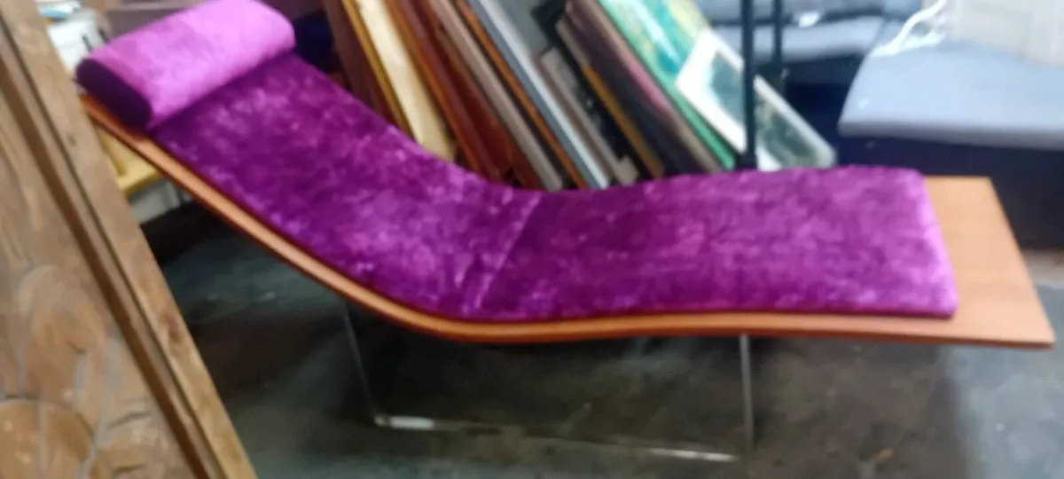 Good Quality Crushed Velvet Lounger - Image 2