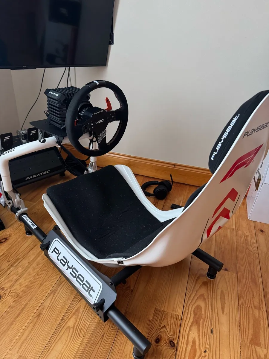Sim racing cockpit - Image 3