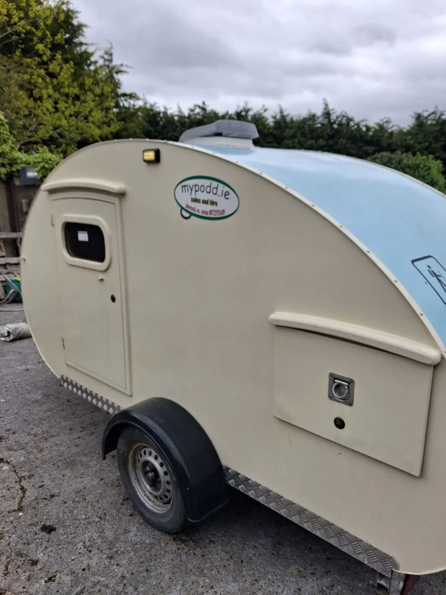 Teardrop camper - Image 1
