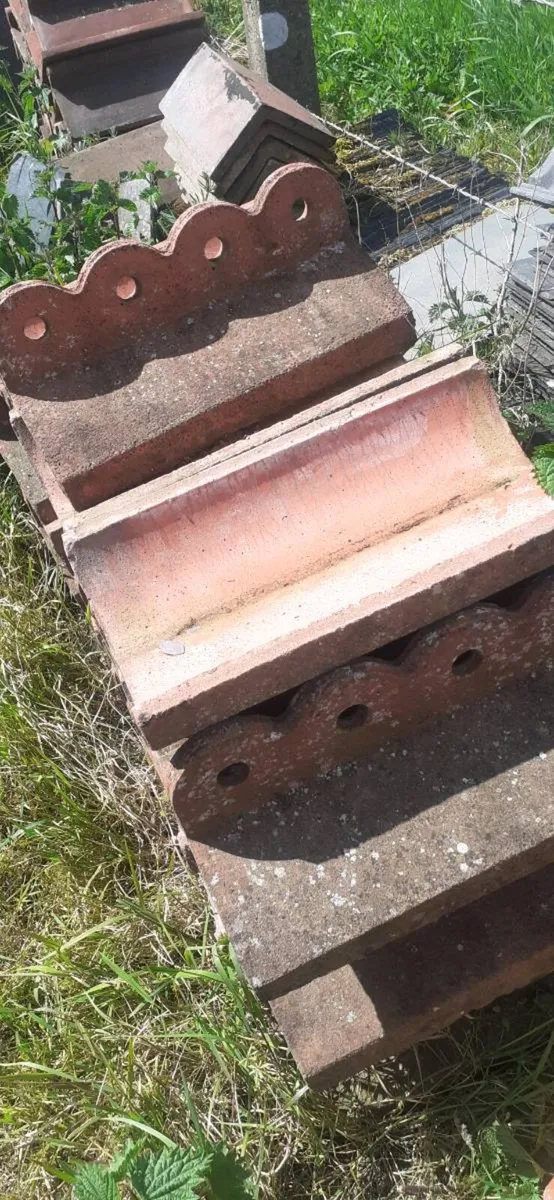 Bangor slates chimney pots floor ridge roof tiles - Image 3