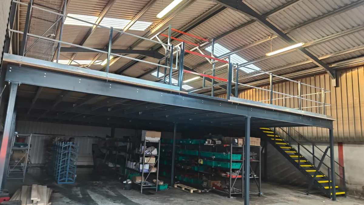 Mezzanine floor - Image 4