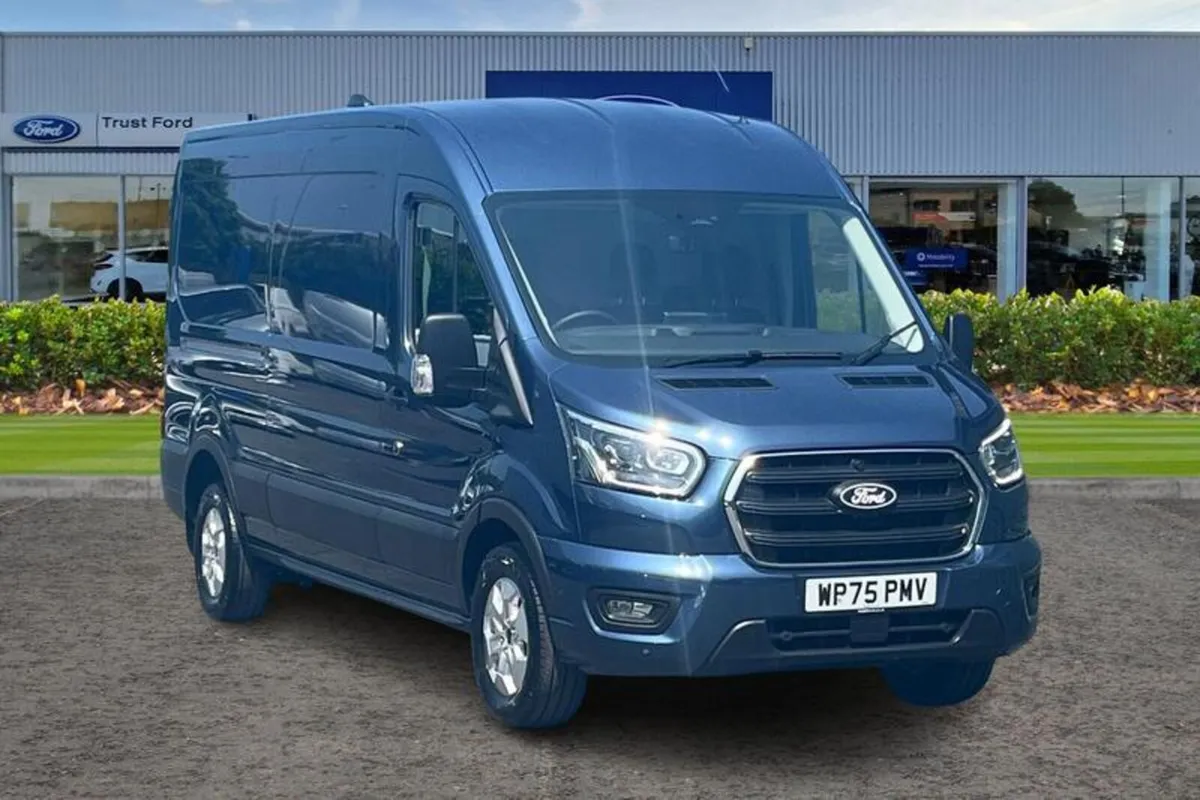 Ford Transit LIMITED - Image 1
