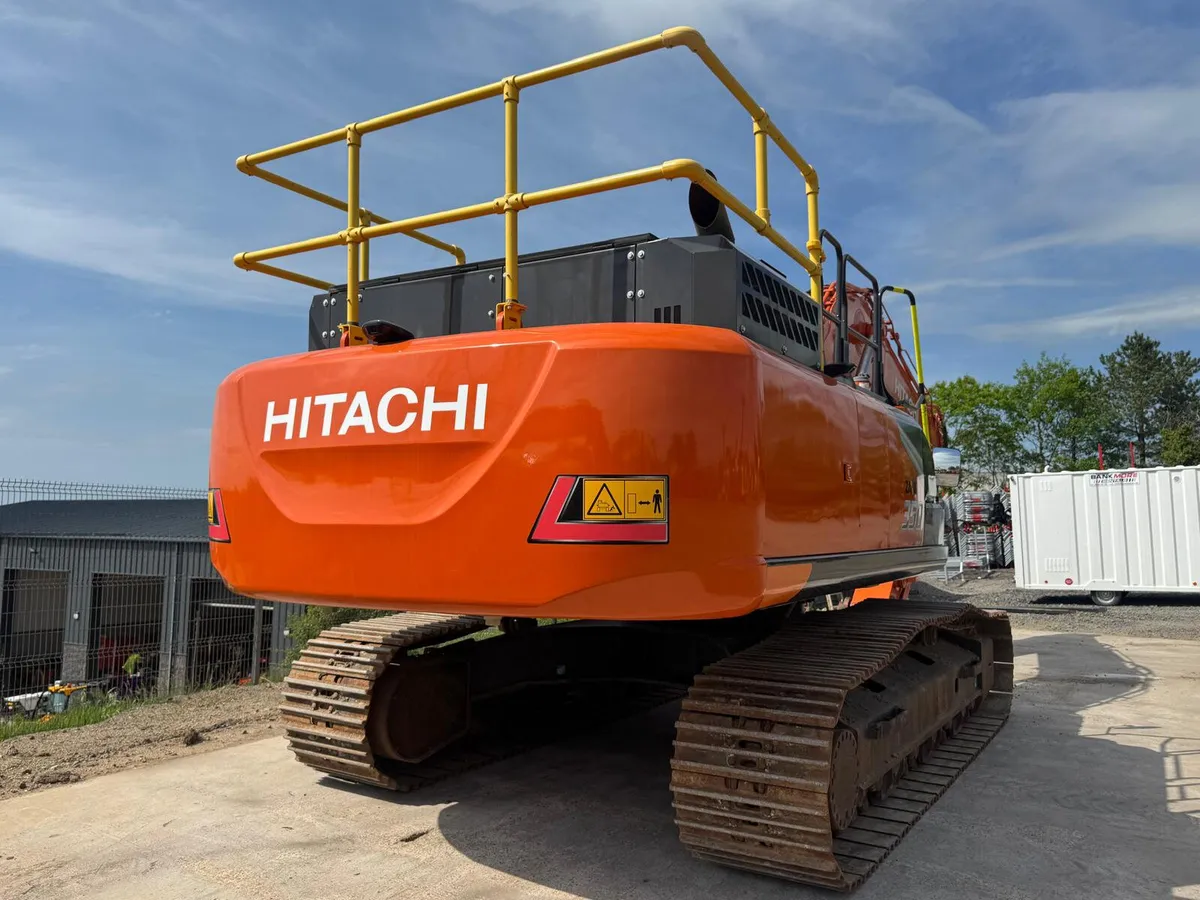 2024 HITACHI ZX350 LC-7 - Image 3