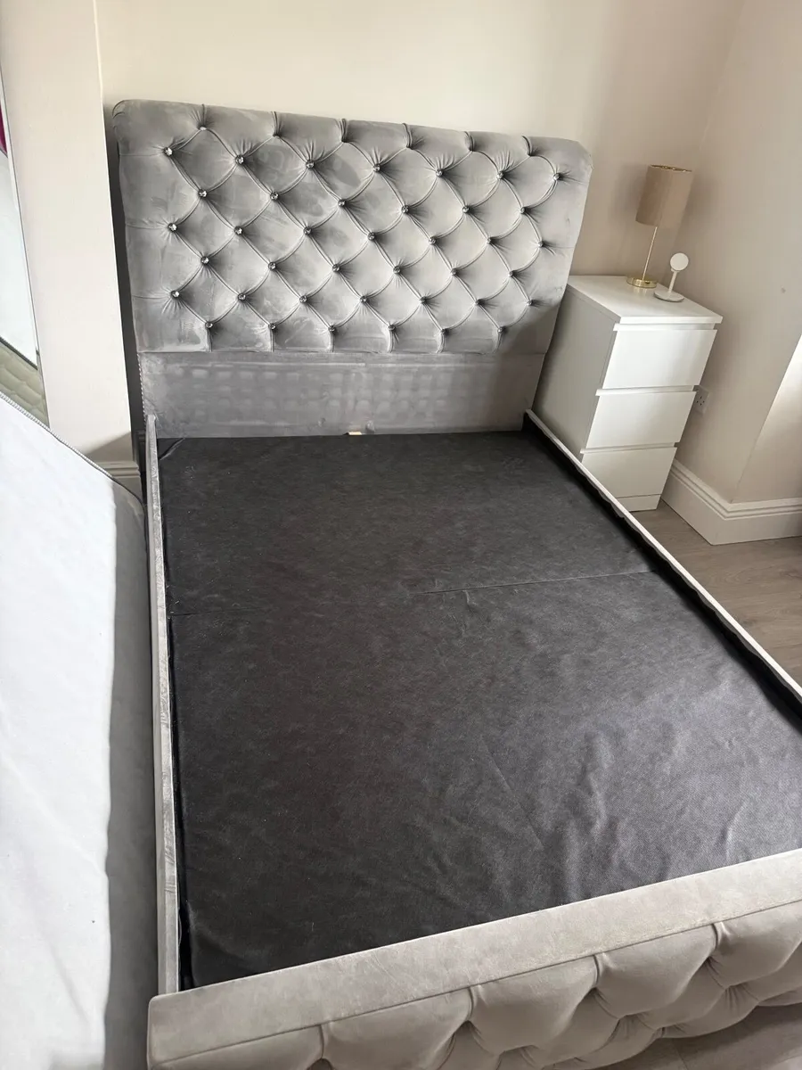 Bed frame - Image 3