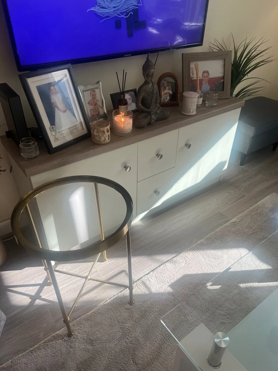 Tv unit - Image 2