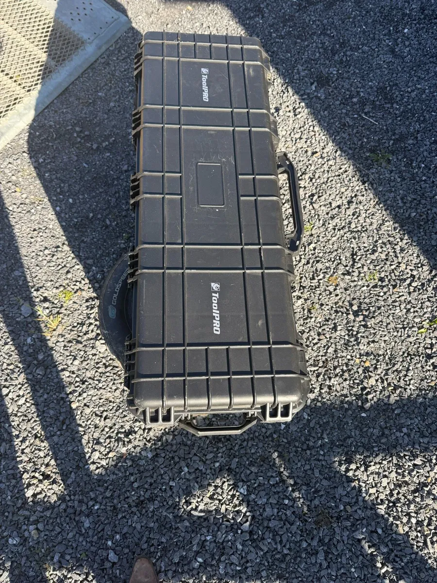 Hard case - Image 1