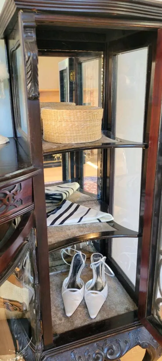 Antique Display cabinet - Image 3