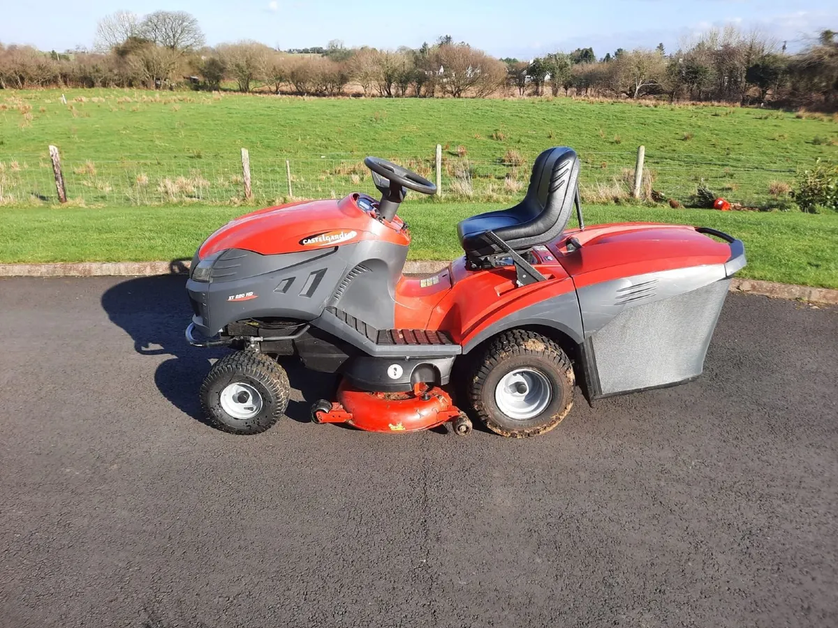 Ride on Lawnmower Castlegarden 22 HP - Image 1