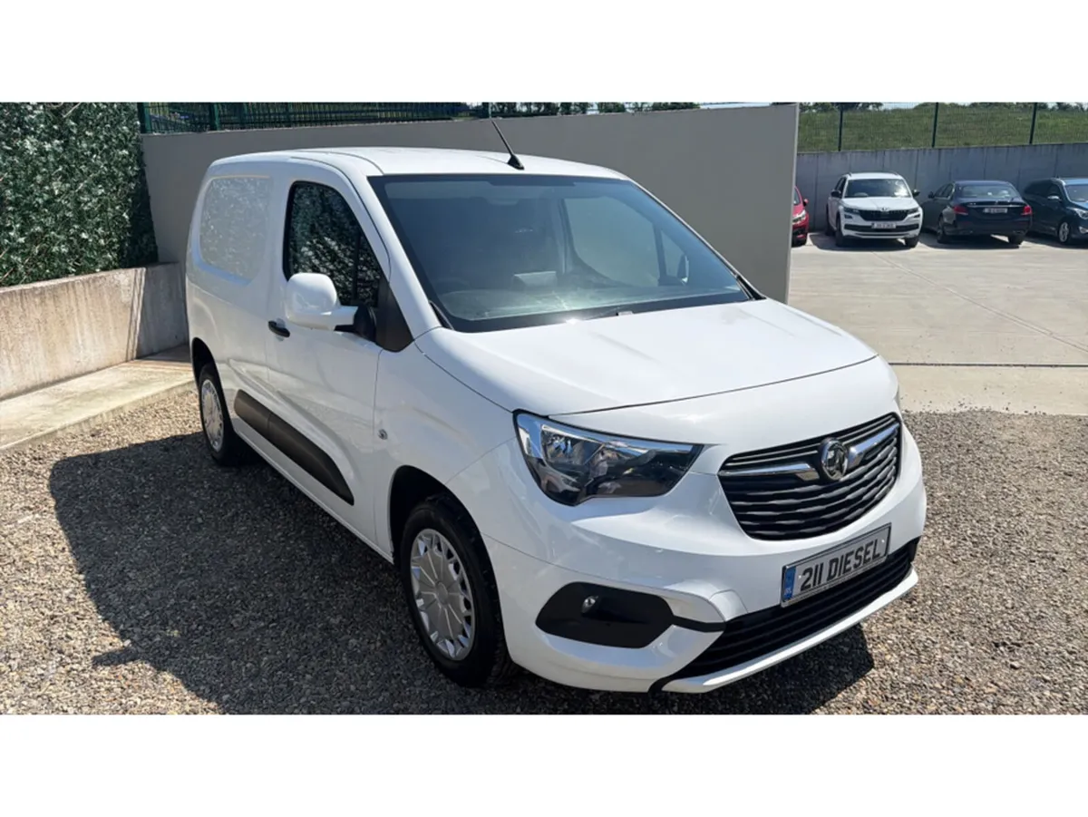 Vauxhall Combo 2300 SPORTIVE TD L1H1 - Image 1