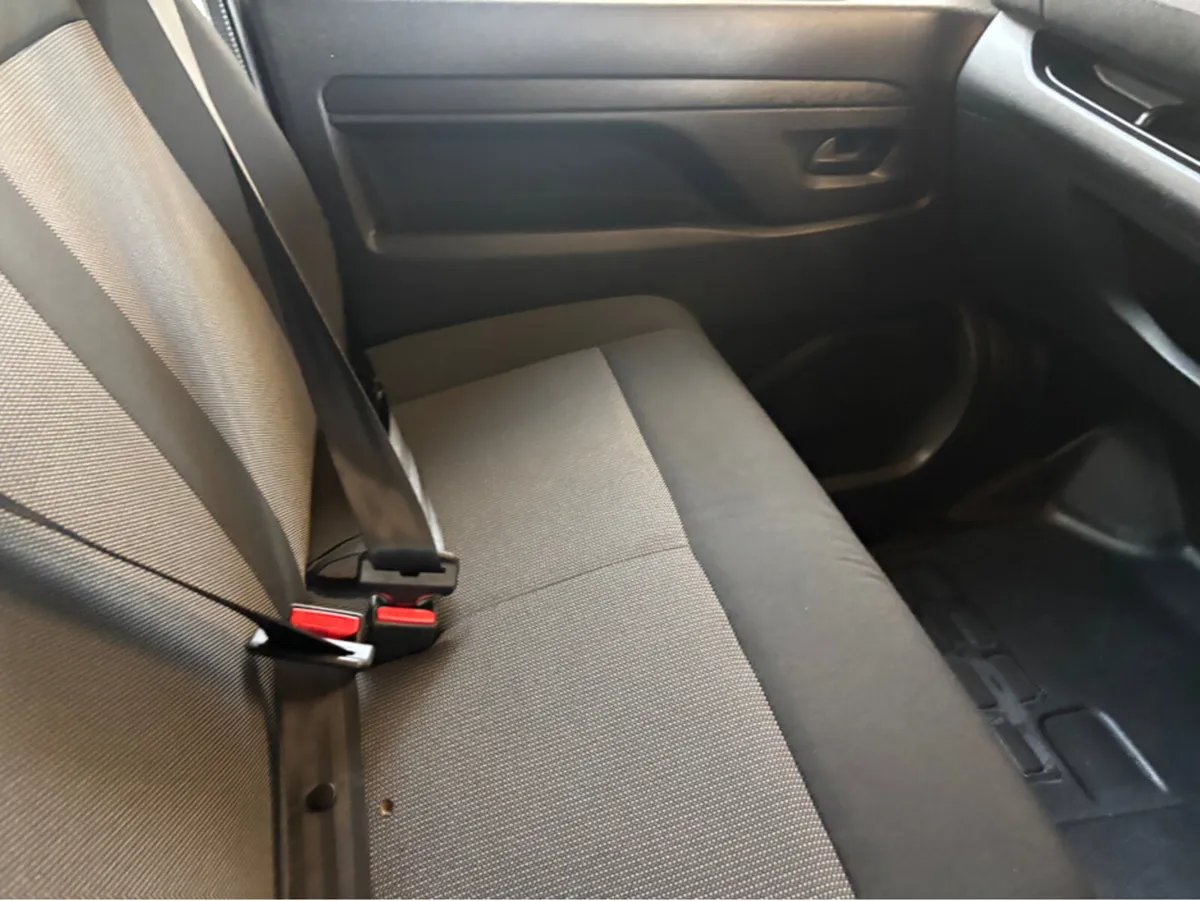 Opel Vivaro L2H1-1.5 100PS-DIE-6SP MAN 2DR - Image 4