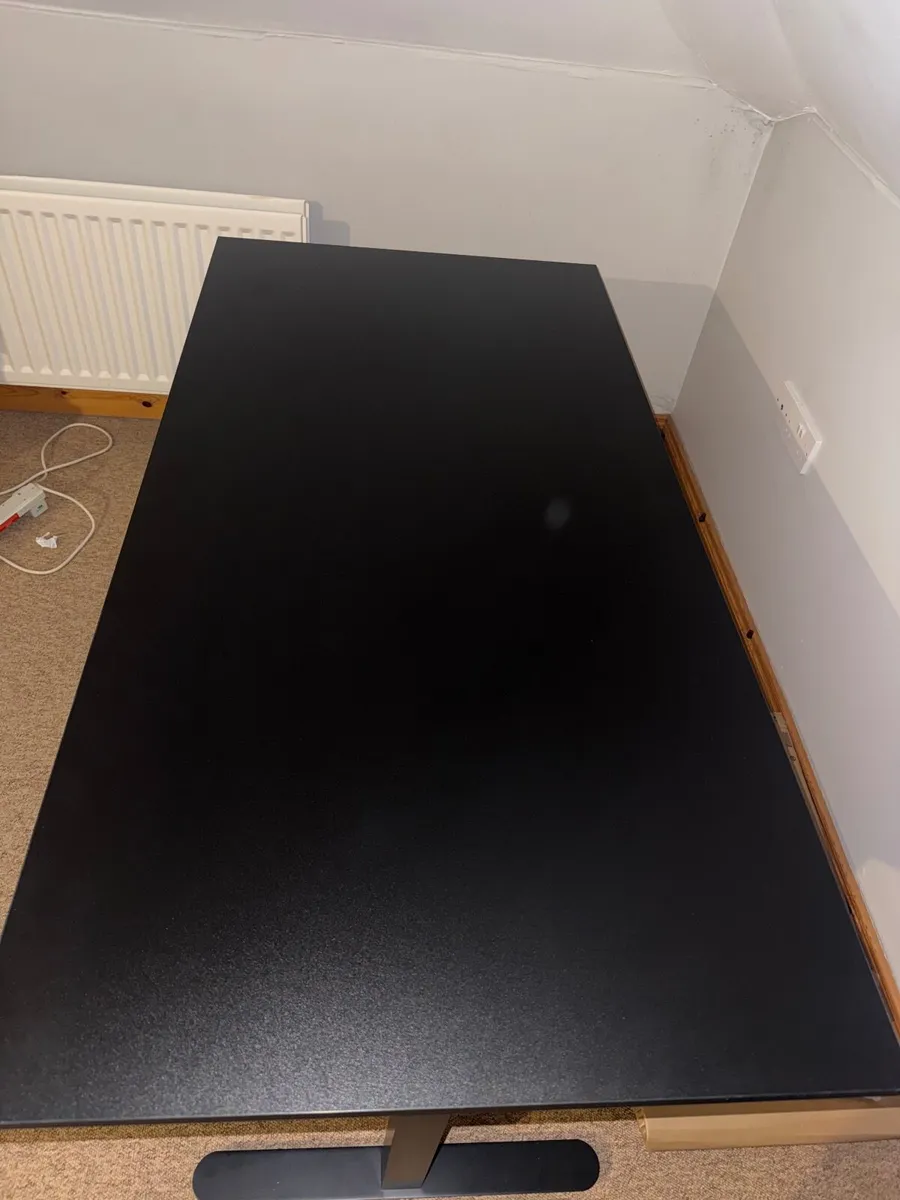 Desk - Image 2