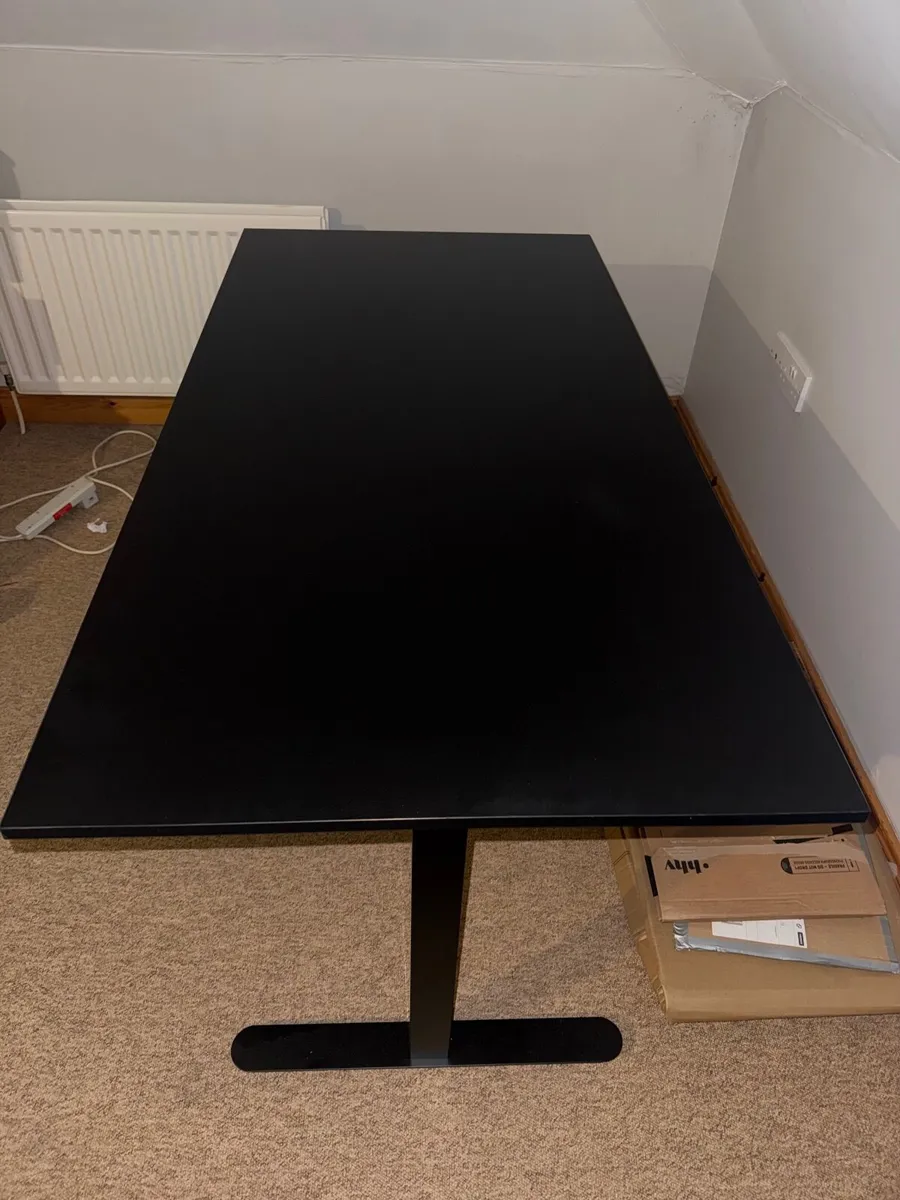 Desk - Image 3
