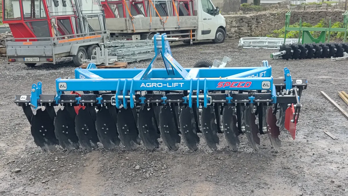 Disc harrows 5500€ 3 M - Image 1