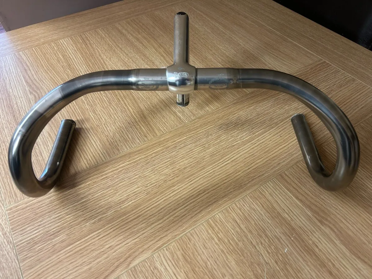 3T handlebar and stem - Image 1