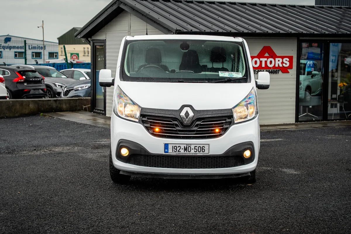 2019 Renault Trafic Turbo Diesel - Image 2