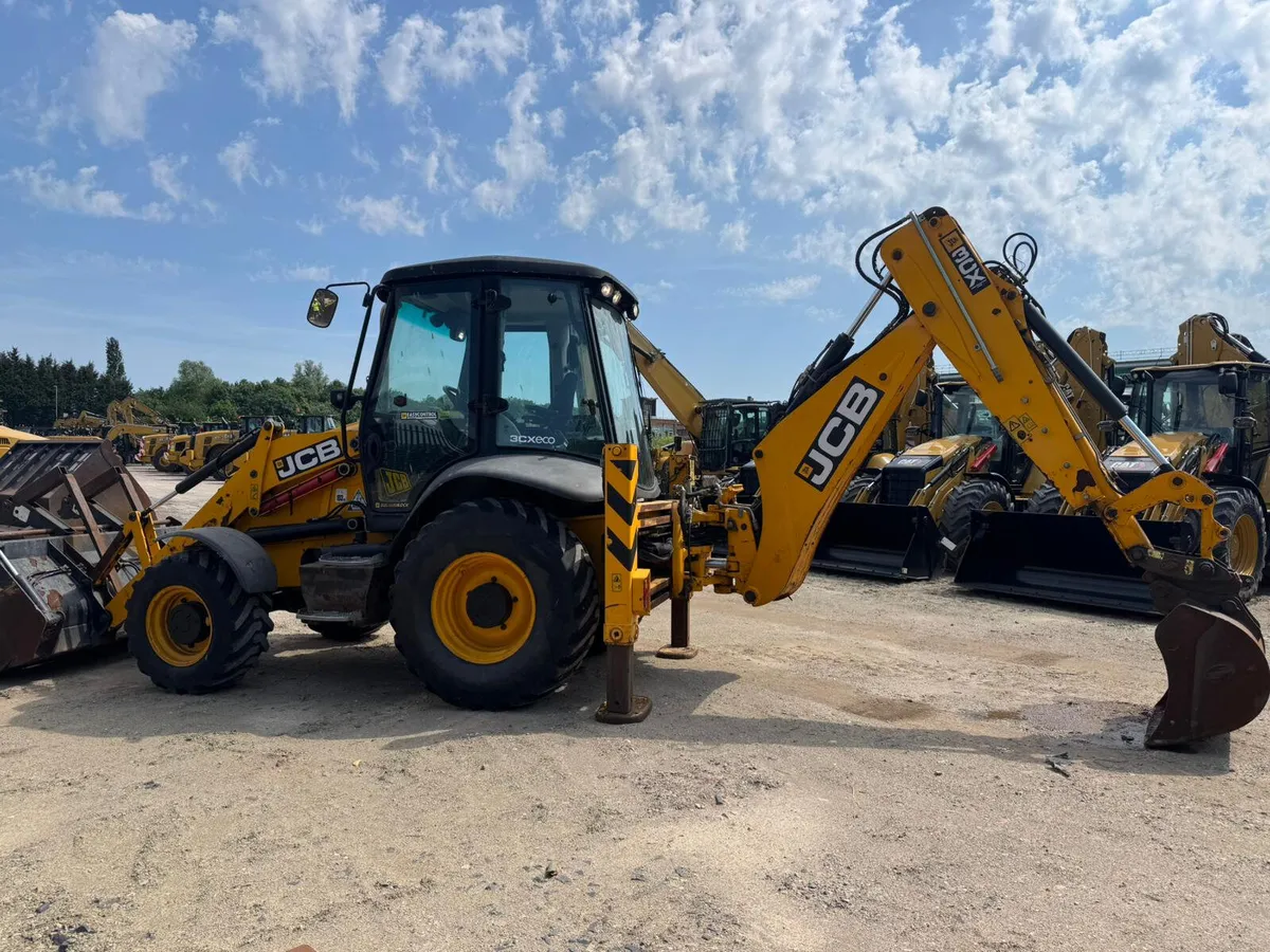 JCB 3CX Contractor (7k Hrs) - Image 2