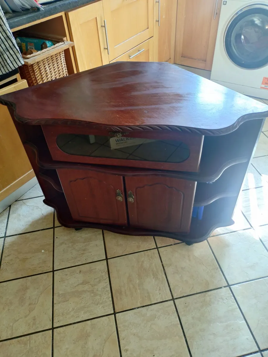 tv stand - Image 1