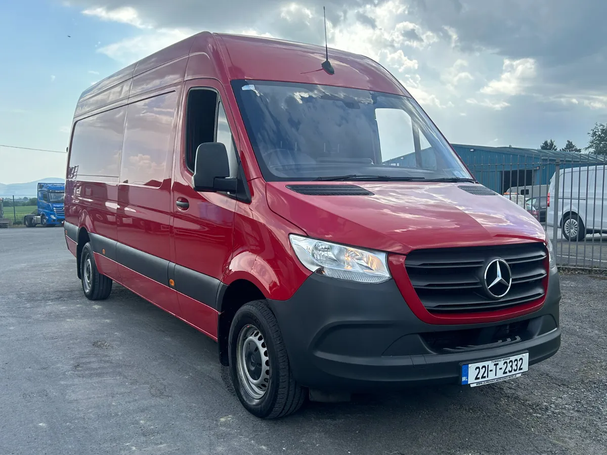 2022 Sprinter ** LOW Mileage ** - Image 2