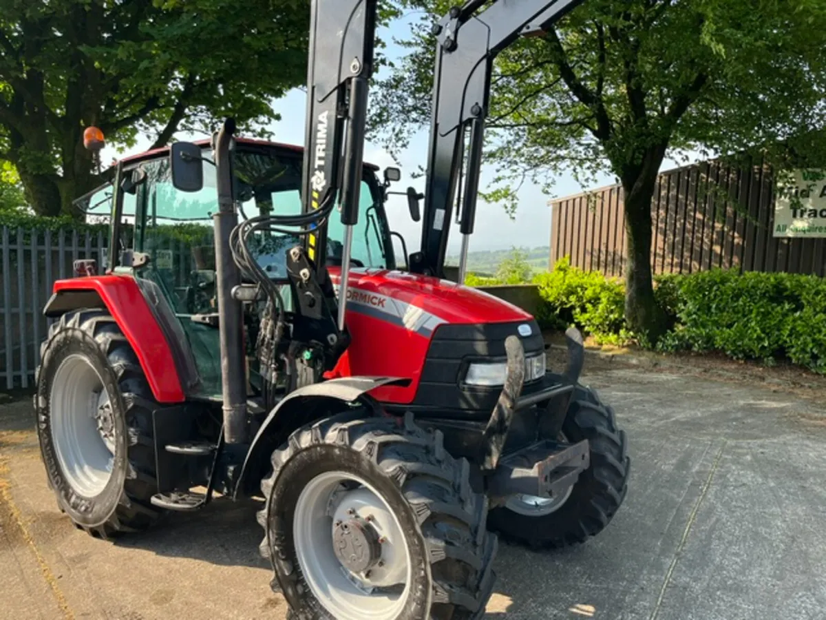 McCormick CX95 c/w Trima +3.0P Loader - Image 2