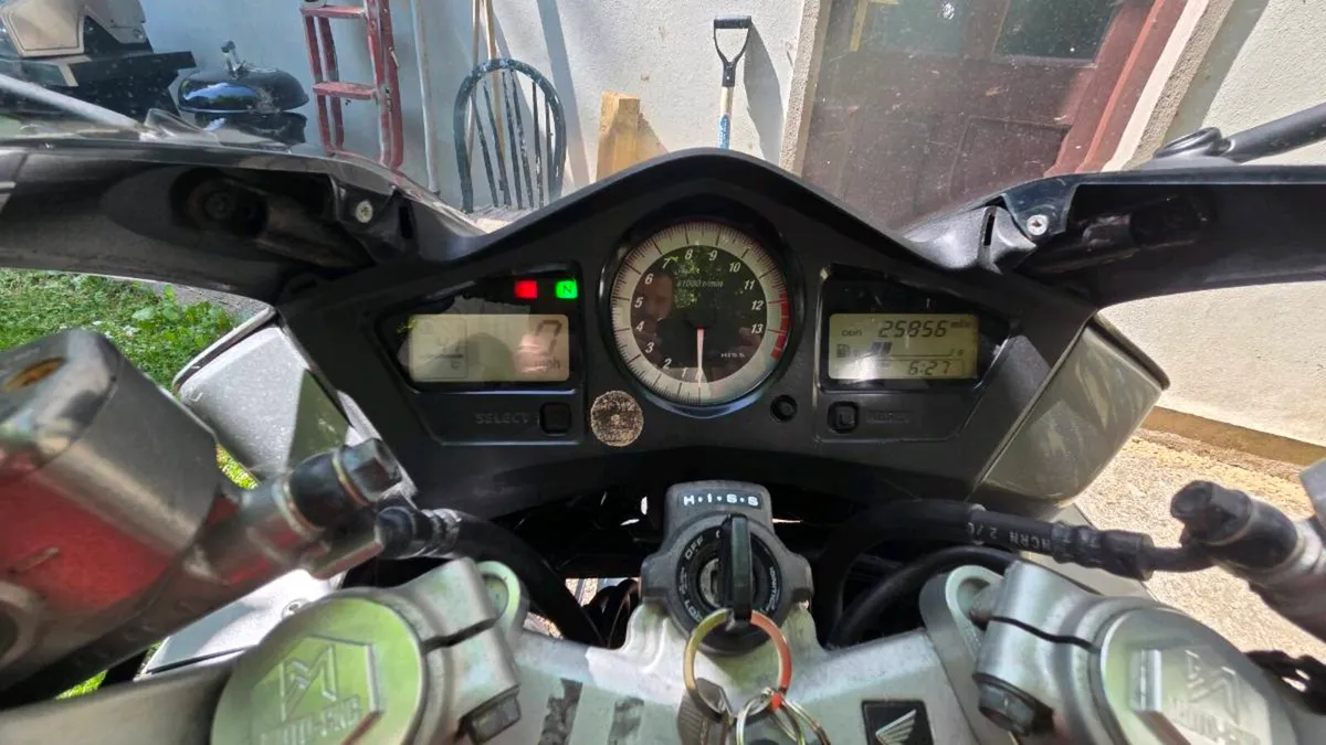 Honda VFR 800 VTEC 2008 - Image 3