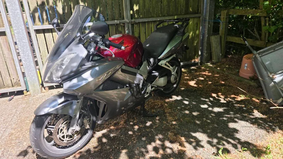 Honda VFR 800 VTEC 2008 - Image 1