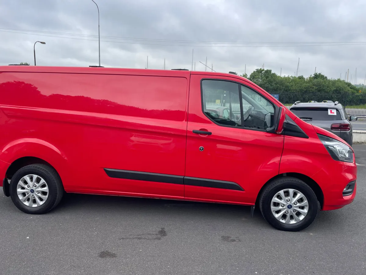 Ford Transit Custom 2.0 Diesel SWB - Image 2