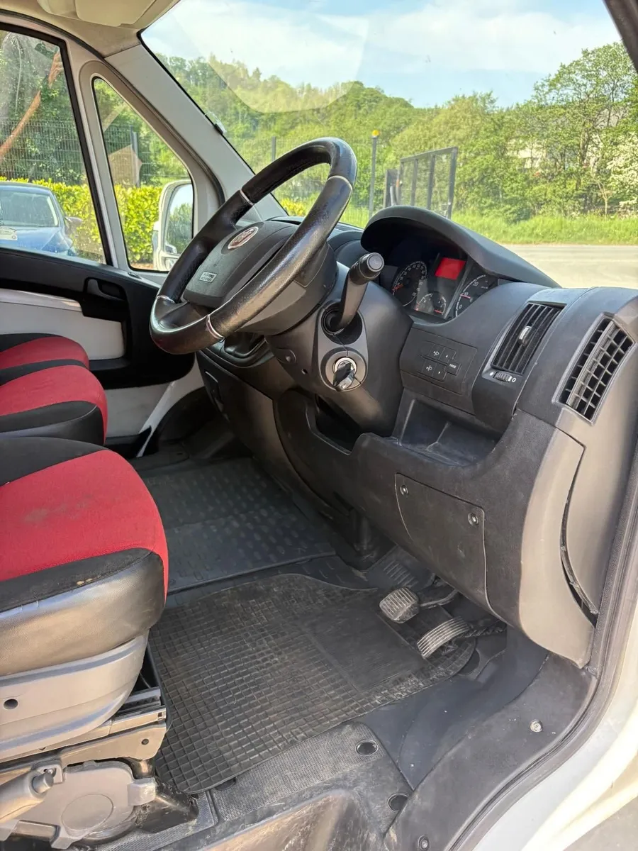 Reliable Horse Box for Sale – Excellent Condition - Image 2