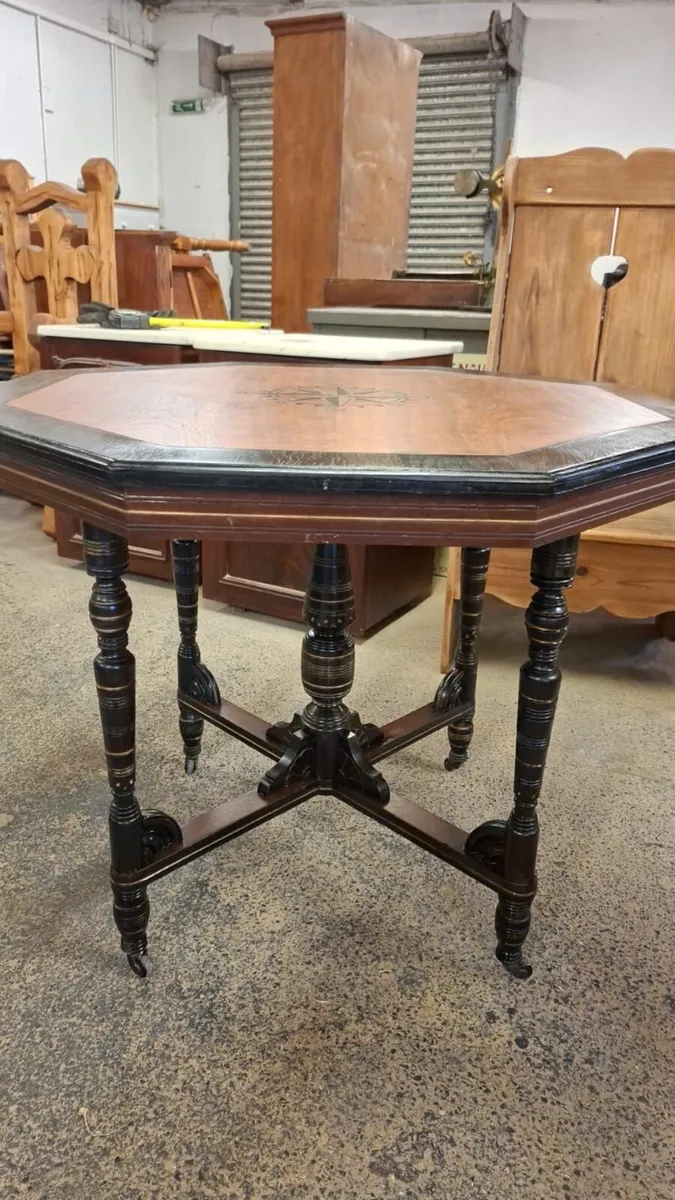 Early 1900s centre table - Image 4