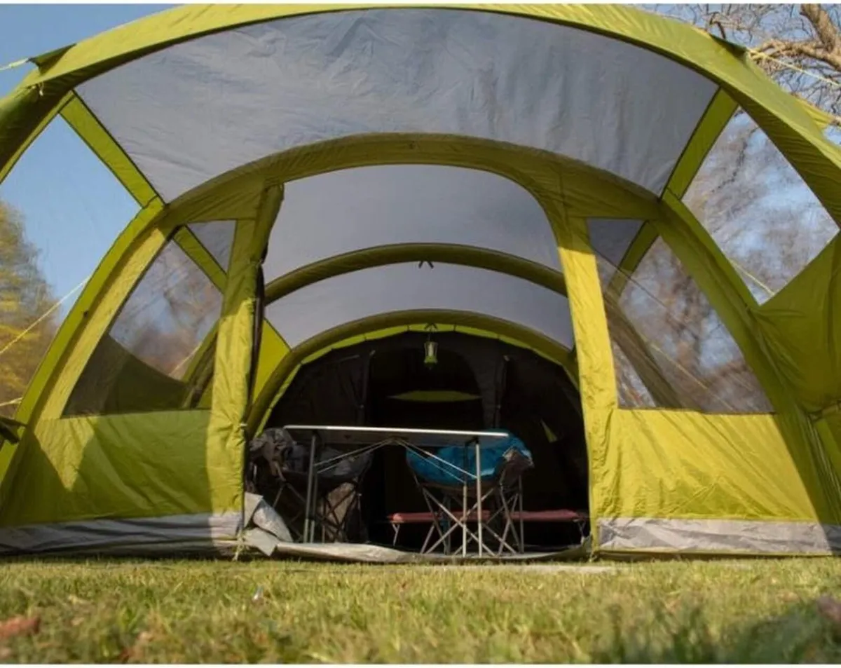 Vango 6 person air tent - Image 4