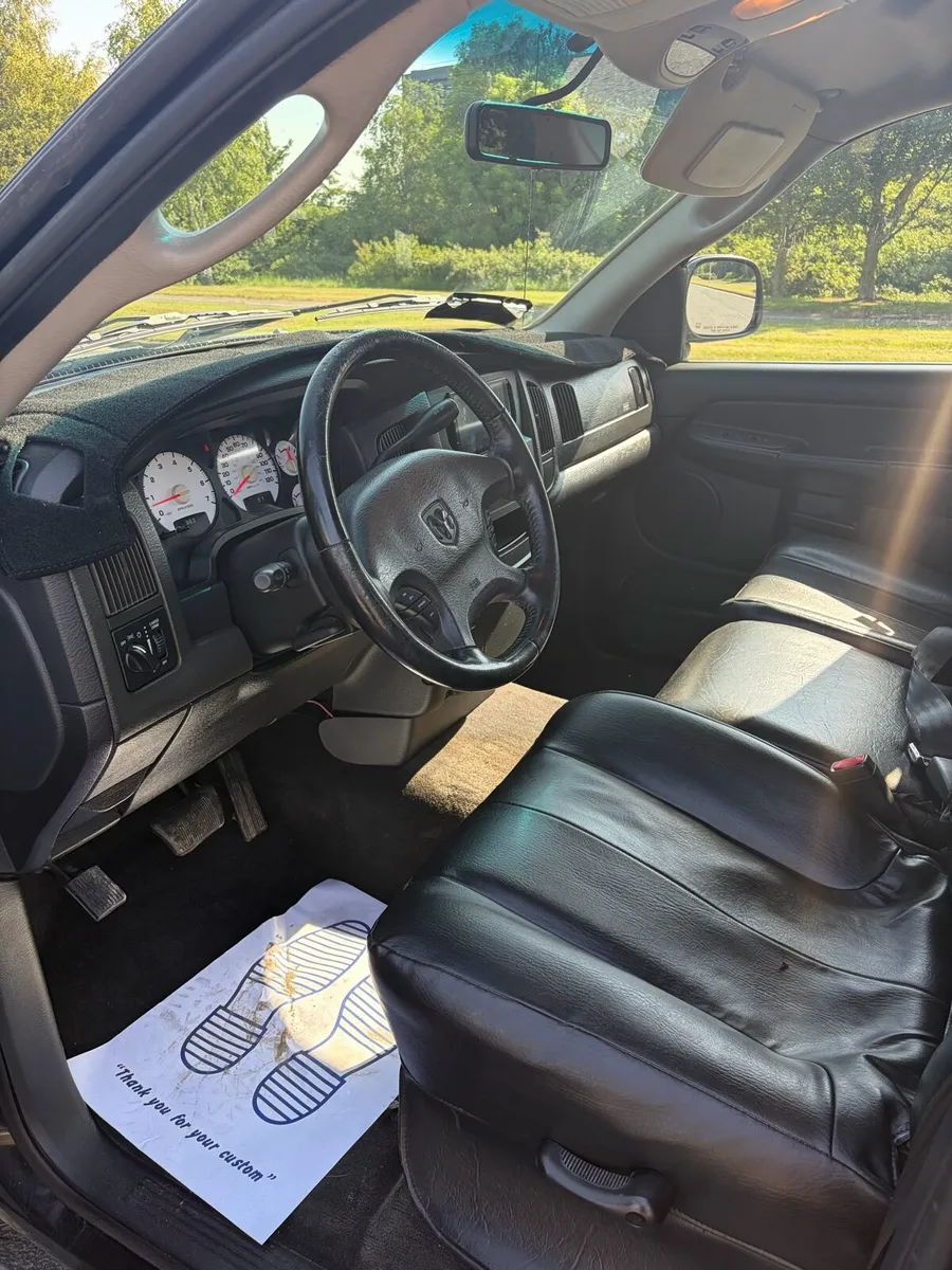 Dodge Ram 1500 Pickup 4.7 V8 - Image 4
