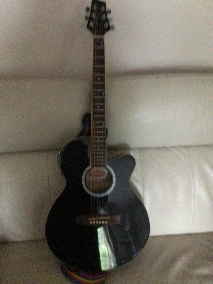 Guitar for sale - Image 3