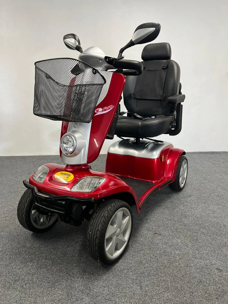Pre Owned Kymco Maxi XLS - Image 2