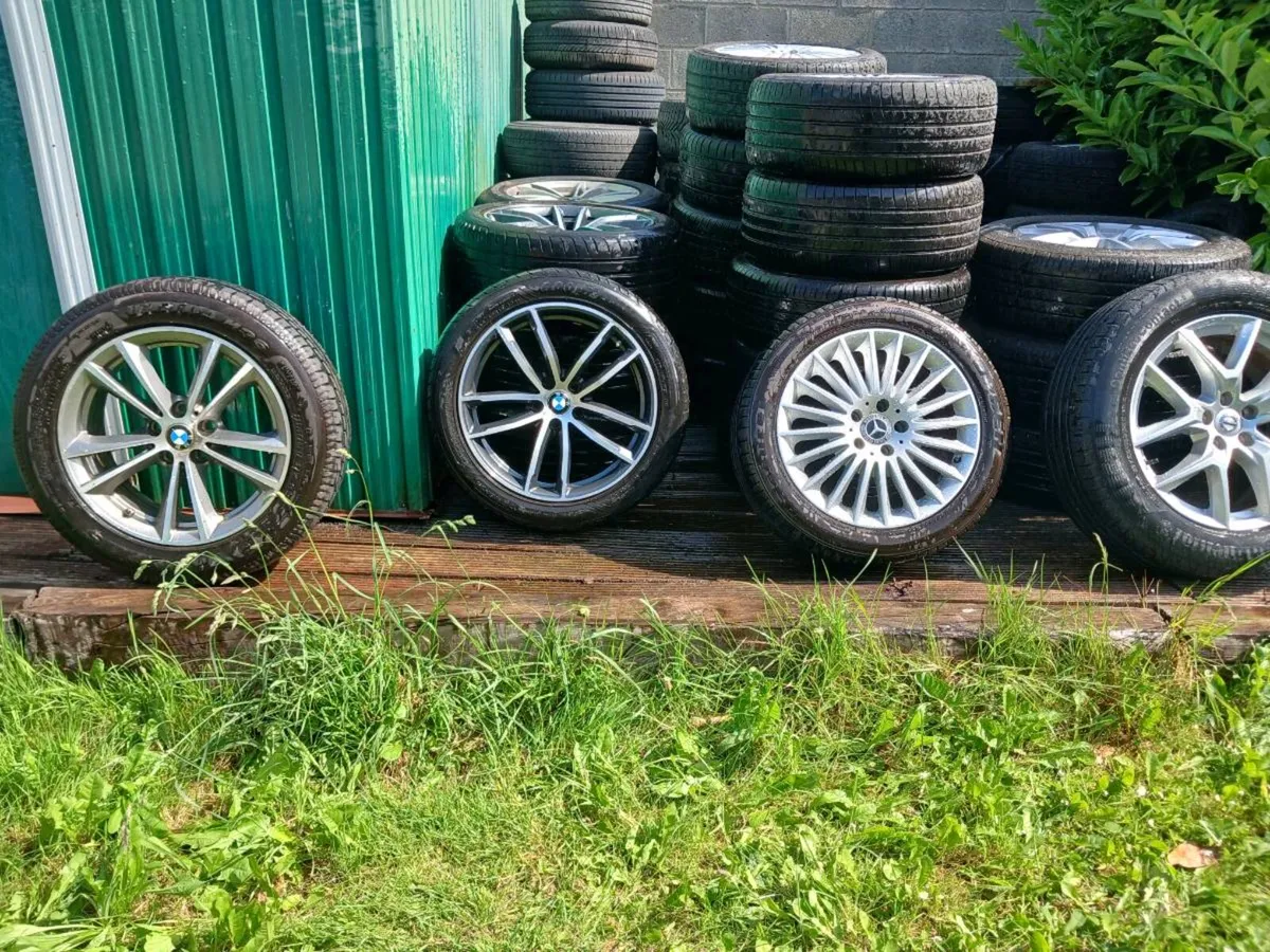 Modern Sets off Alloys all Good Cond wheels and Ty - Image 2