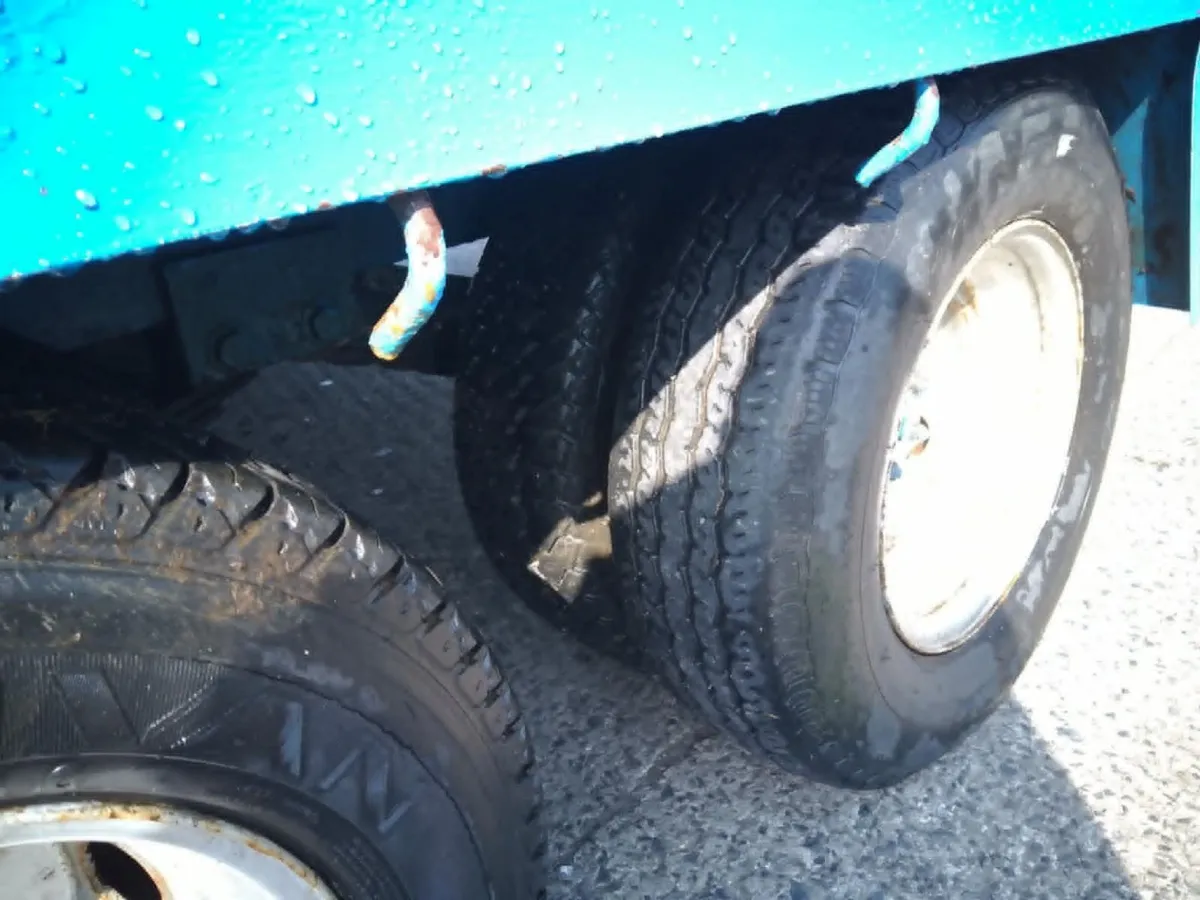 Tractor Beaver Tail Trailer - Image 2