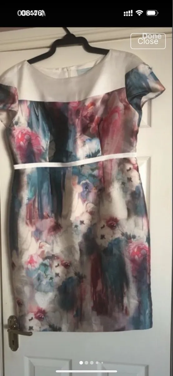 Ladies dress - Image 1