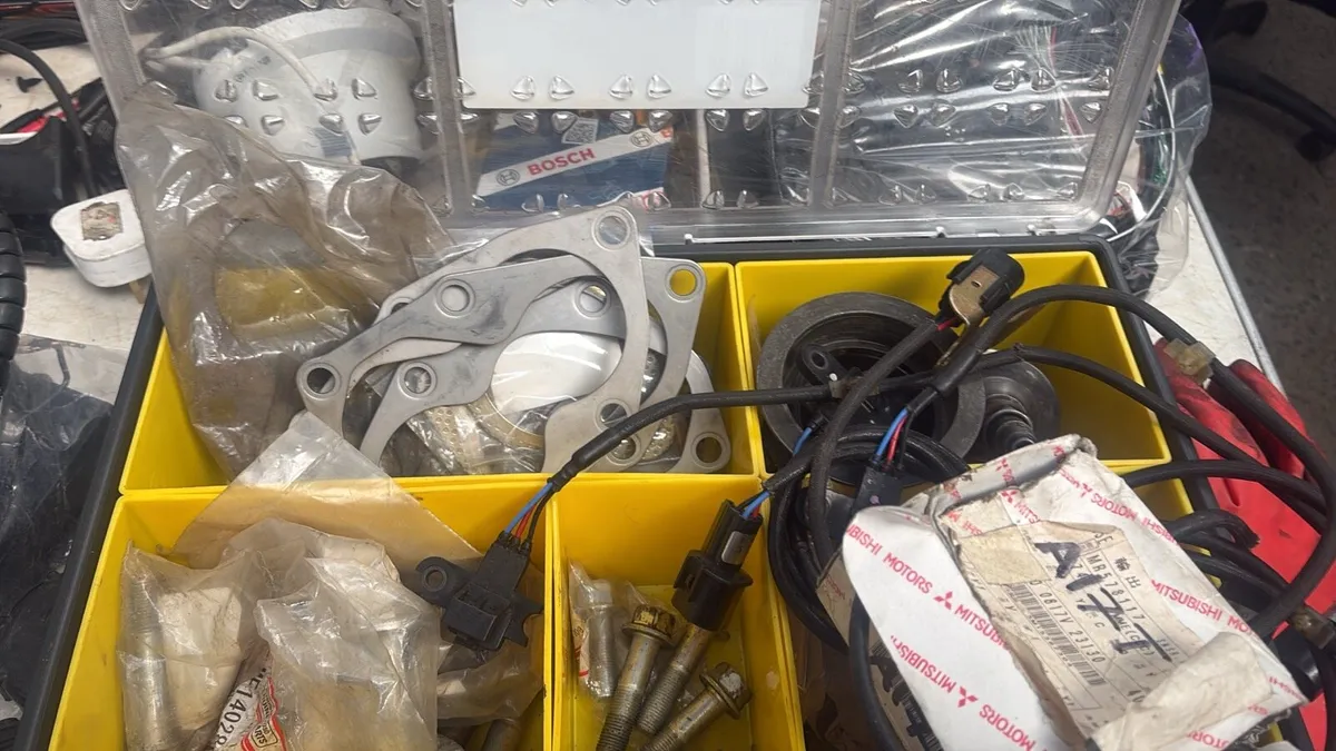 Mitsubishi evo rally parts - Image 3