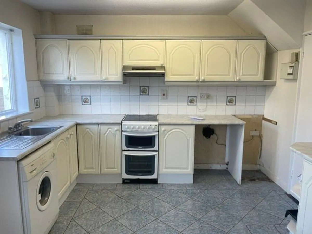 Kitchen - Image 3