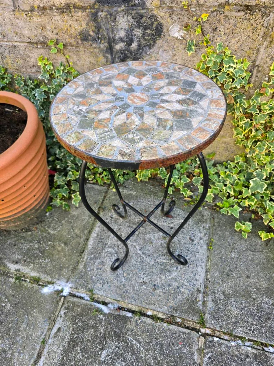 2 small round  garden  tables - Image 1